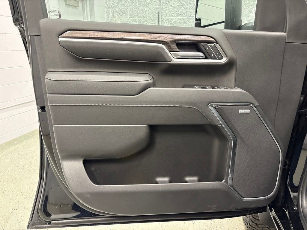 2026 Chevrolet Silverado 3500 HD LTZ Crew Cab Standard Box 4WD