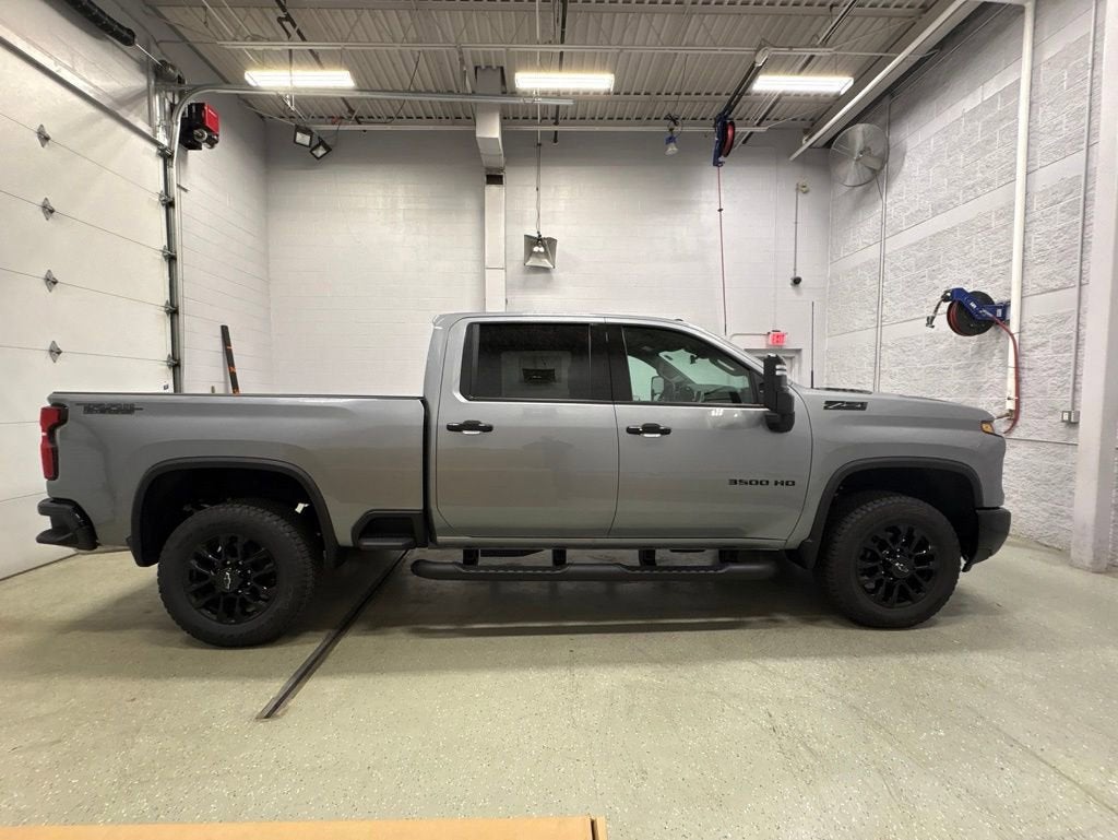 2026 Chevrolet Silverado 3500 HD LTZ Crew Cab Standard Box 4WD