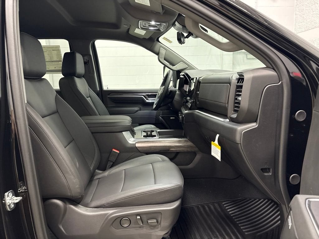 2026 Chevrolet Silverado 3500 HD LTZ Crew Cab Standard Box 4WD