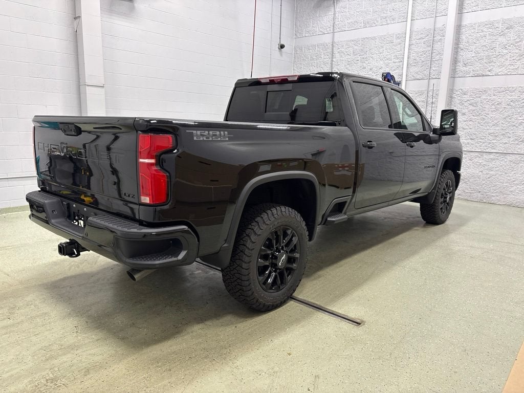 2026 Chevrolet Silverado 3500 HD LTZ Crew Cab Standard Box 4WD