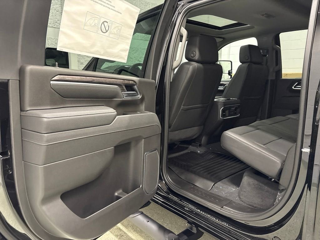 2026 Chevrolet Silverado 3500 HD LTZ Crew Cab Standard Box 4WD