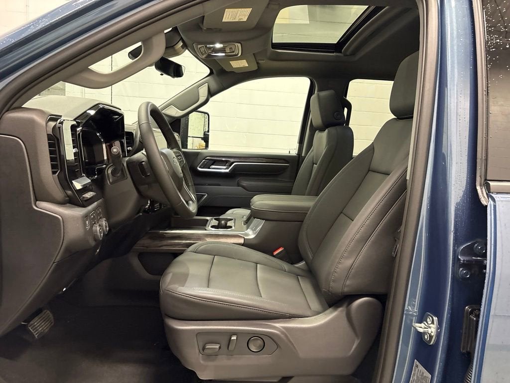 2026 Chevrolet Silverado 3500 HD LTZ Crew Cab Standard Box 4WD