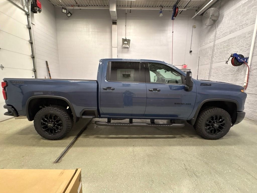 2026 Chevrolet Silverado 3500 HD LTZ Crew Cab Standard Box 4WD