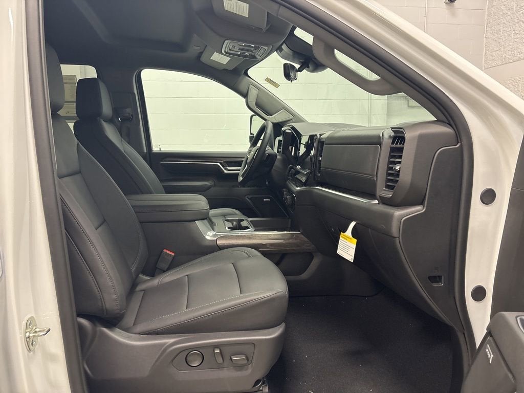 2026 Chevrolet Silverado 3500 HD LTZ Crew Cab Standard Box 4WD