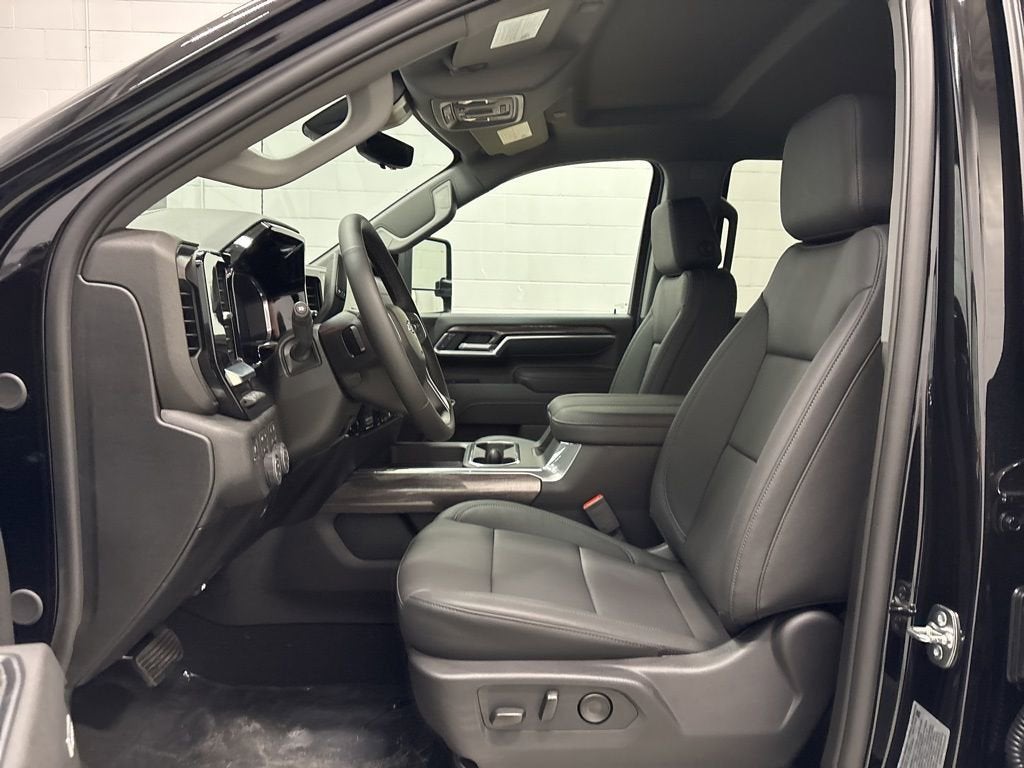 2026 Chevrolet Silverado 3500 HD LTZ Crew Cab Standard Box 4WD