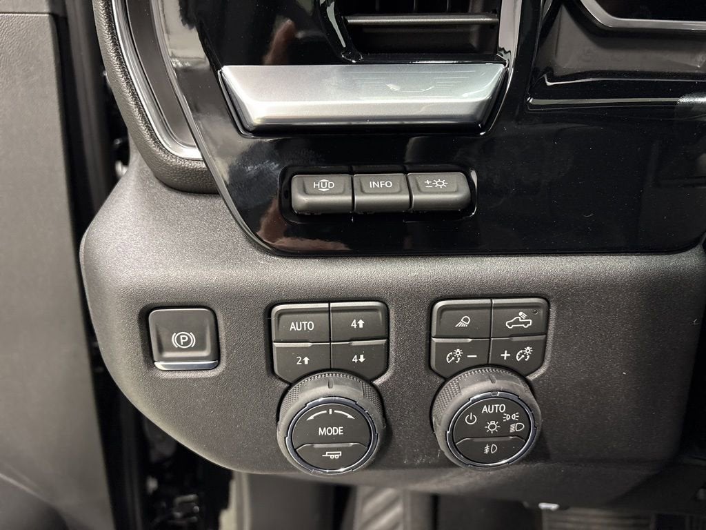 2026 Chevrolet Silverado 3500 HD LTZ Crew Cab Standard Box 4WD
