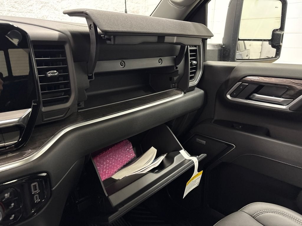 2026 Chevrolet Silverado 3500 HD LTZ Crew Cab Standard Box 4WD