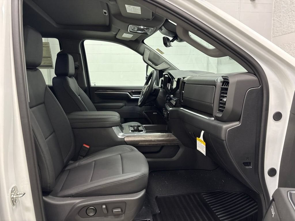 2026 Chevrolet Silverado 3500 HD LTZ Crew Cab Standard Box 4WD