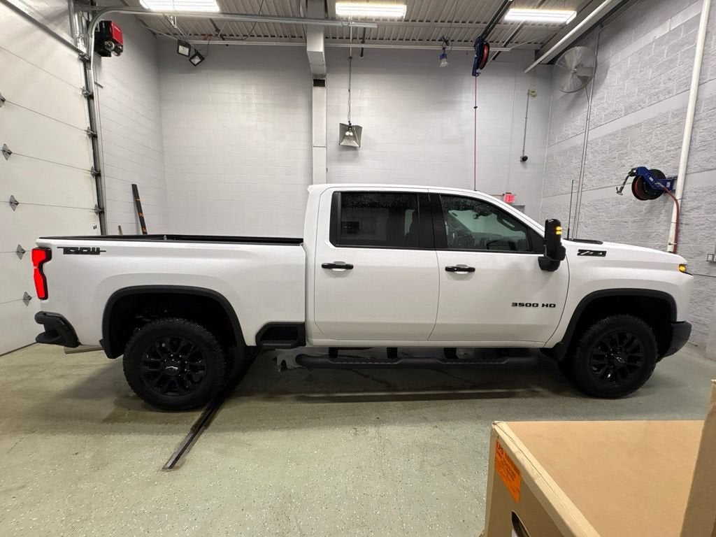 2026 Chevrolet Silverado 3500 HD LTZ Crew Cab Standard Box 4WD