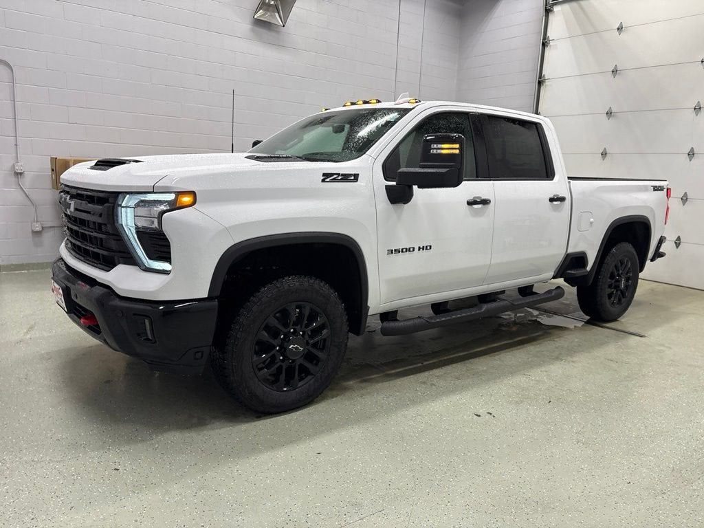 2026 Chevrolet Silverado 3500 HD LTZ Crew Cab Standard Box 4WD