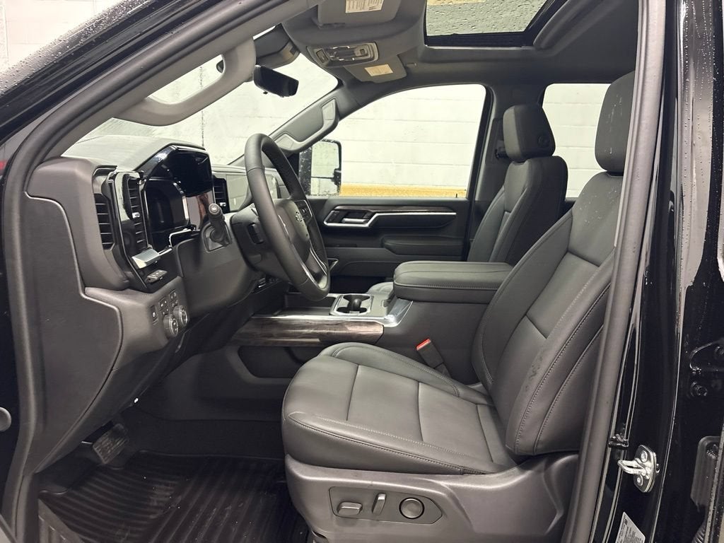 2026 Chevrolet Silverado 3500 HD LTZ Crew Cab Standard Box 4WD