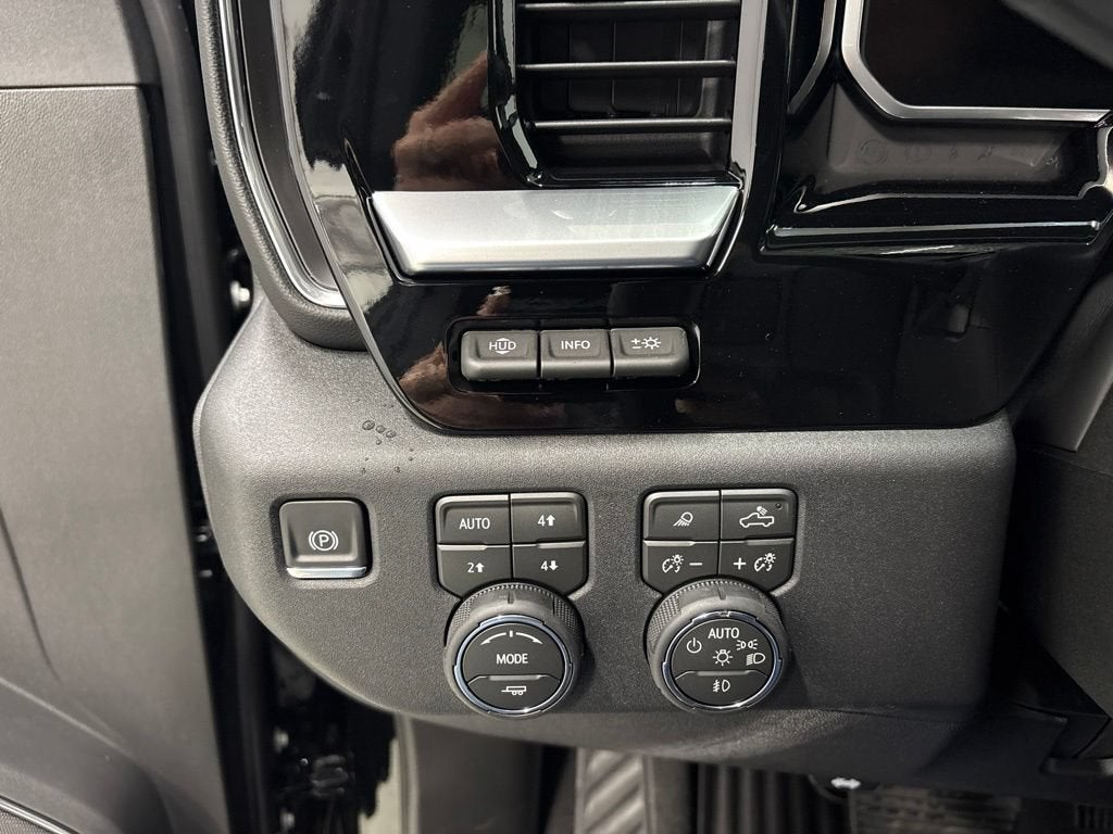 2026 Chevrolet Silverado 3500 HD LTZ Crew Cab Standard Box 4WD
