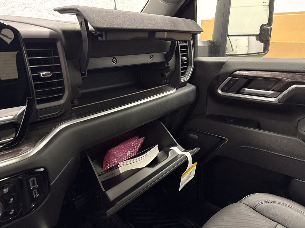 2026 Chevrolet Silverado 3500 HD LTZ Crew Cab Standard Box 4WD