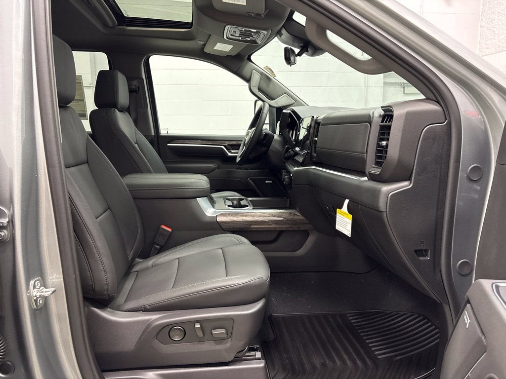 2026 Chevrolet Silverado 3500 HD LTZ Crew Cab Standard Box 4WD