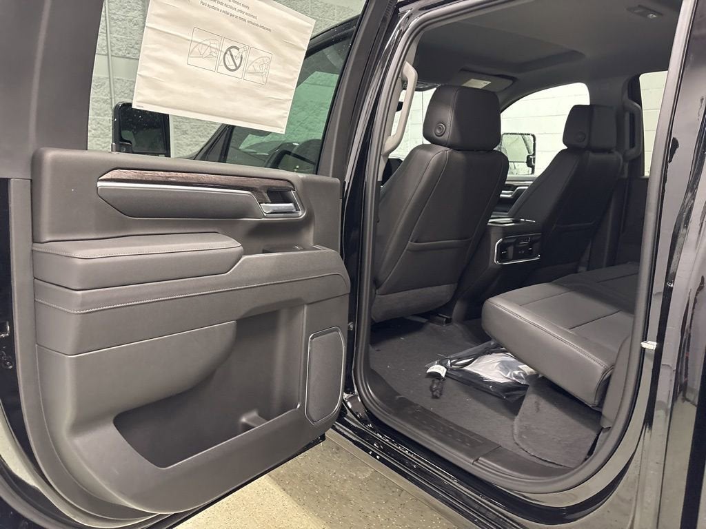 2026 Chevrolet Silverado 3500 HD LTZ Crew Cab Standard Box 4WD