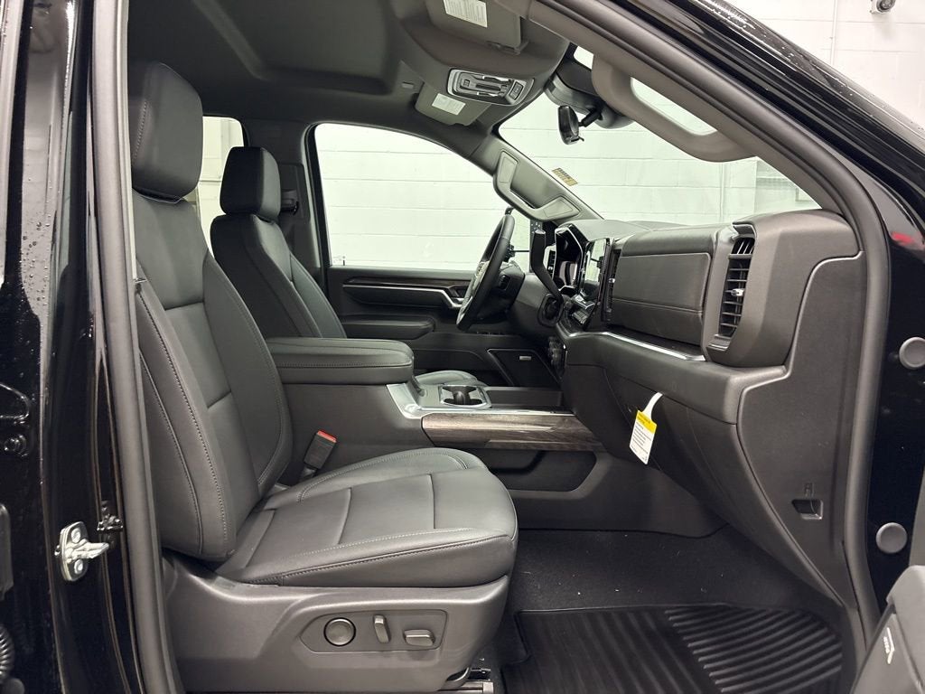 2026 Chevrolet Silverado 3500 HD LTZ Crew Cab Standard Box 4WD