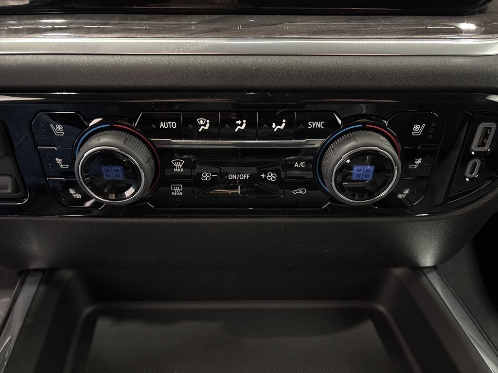 2026 Chevrolet Silverado 3500 HD LTZ Crew Cab Standard Box 4WD