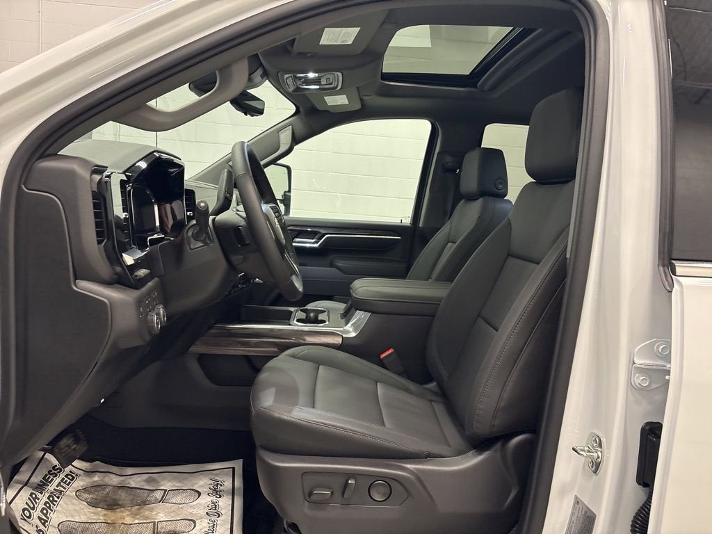 2026 Chevrolet Silverado 3500 HD LTZ Crew Cab Standard Box 4WD