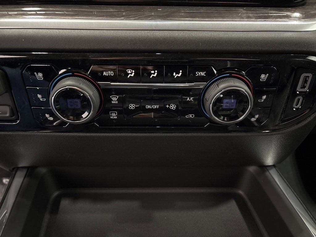 2026 Chevrolet Silverado 3500 HD LTZ Crew Cab Standard Box 4WD