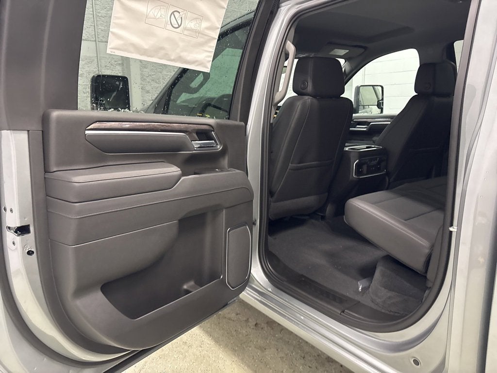 2026 Chevrolet Silverado 3500 HD LTZ Crew Cab Standard Box 4WD