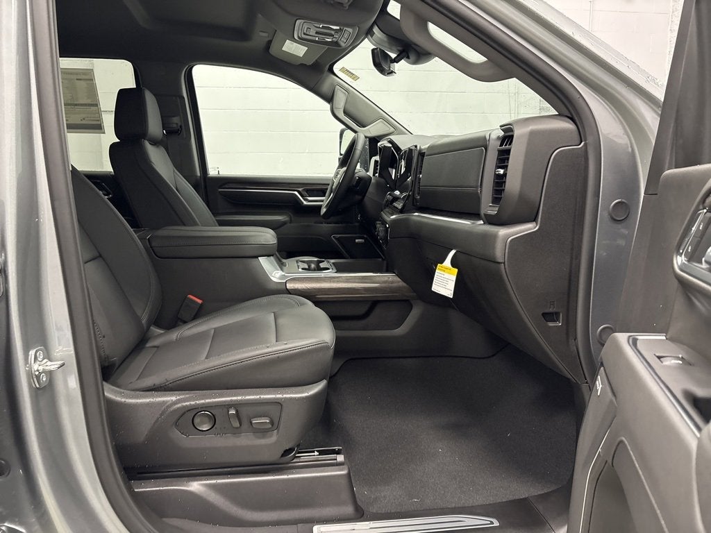 2026 Chevrolet Silverado 3500 HD LTZ Crew Cab Standard Box 4WD