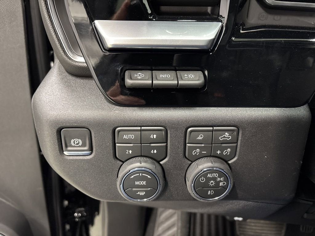 2026 Chevrolet Silverado 3500 HD LTZ Crew Cab Standard Box 4WD