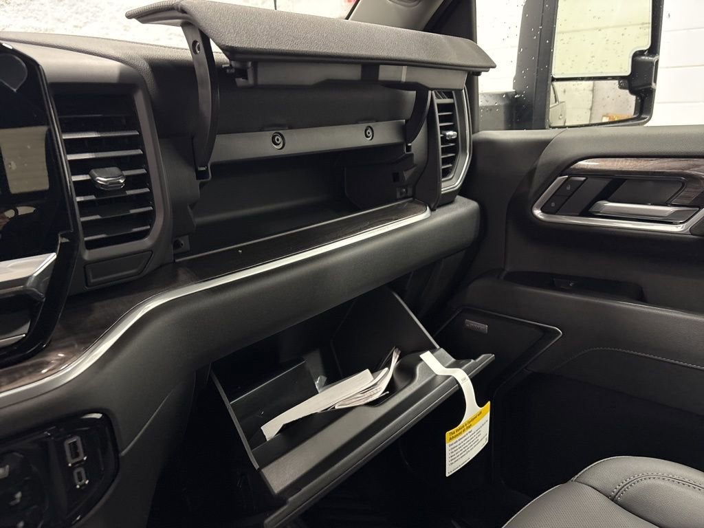 2026 Chevrolet Silverado 3500 HD LTZ Crew Cab Standard Box 4WD