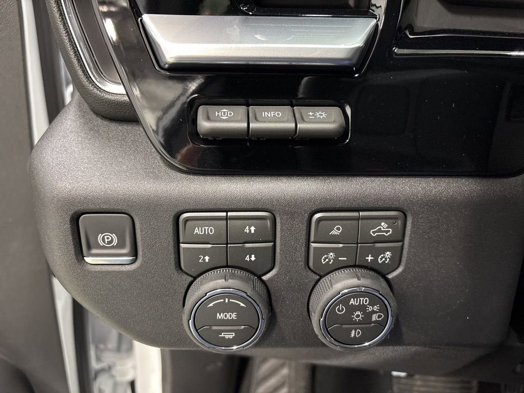 2026 Chevrolet Silverado 3500 HD LTZ Crew Cab Standard Box 4WD