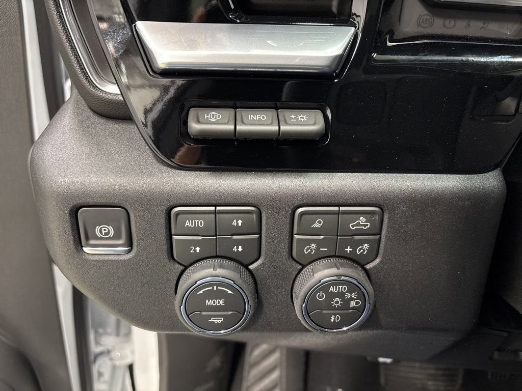2026 Chevrolet Silverado 3500 HD LTZ Crew Cab Standard Box 4WD