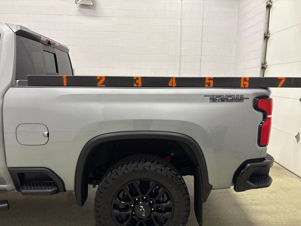 2025 Chevrolet Silverado 3500 HD LTZ