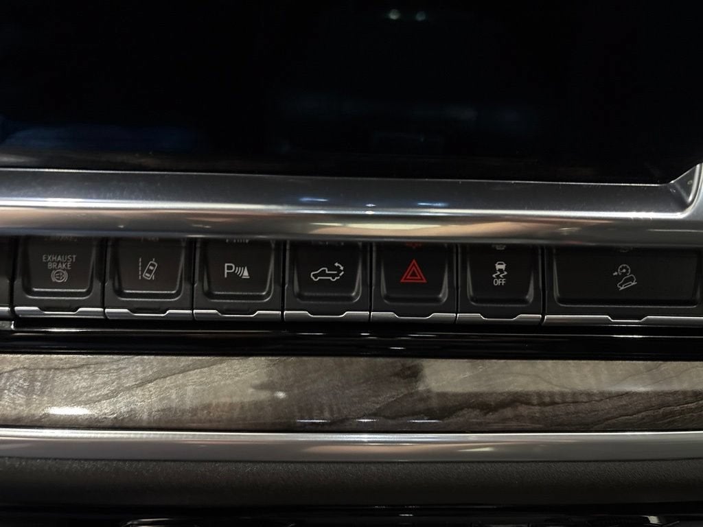 2025 Chevrolet Silverado 3500 HD LTZ
