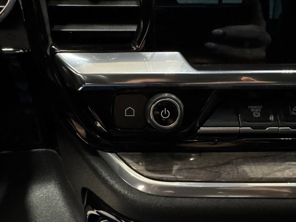 2025 Chevrolet Silverado 3500 HD LTZ