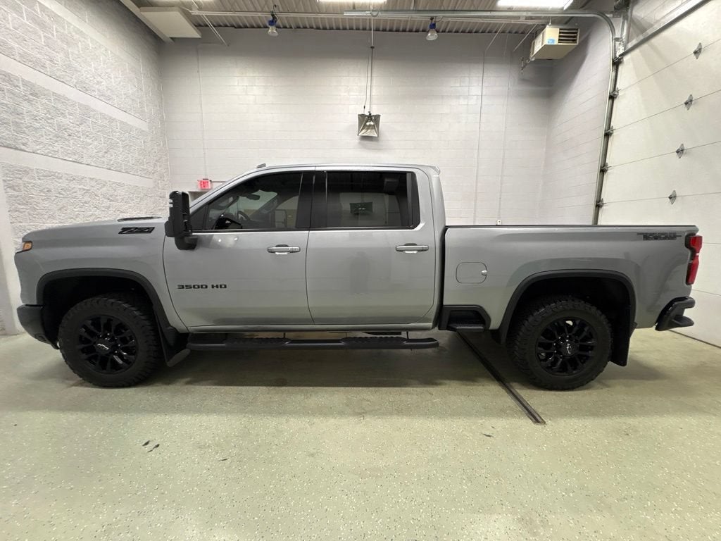 2025 Chevrolet Silverado 3500 HD LTZ