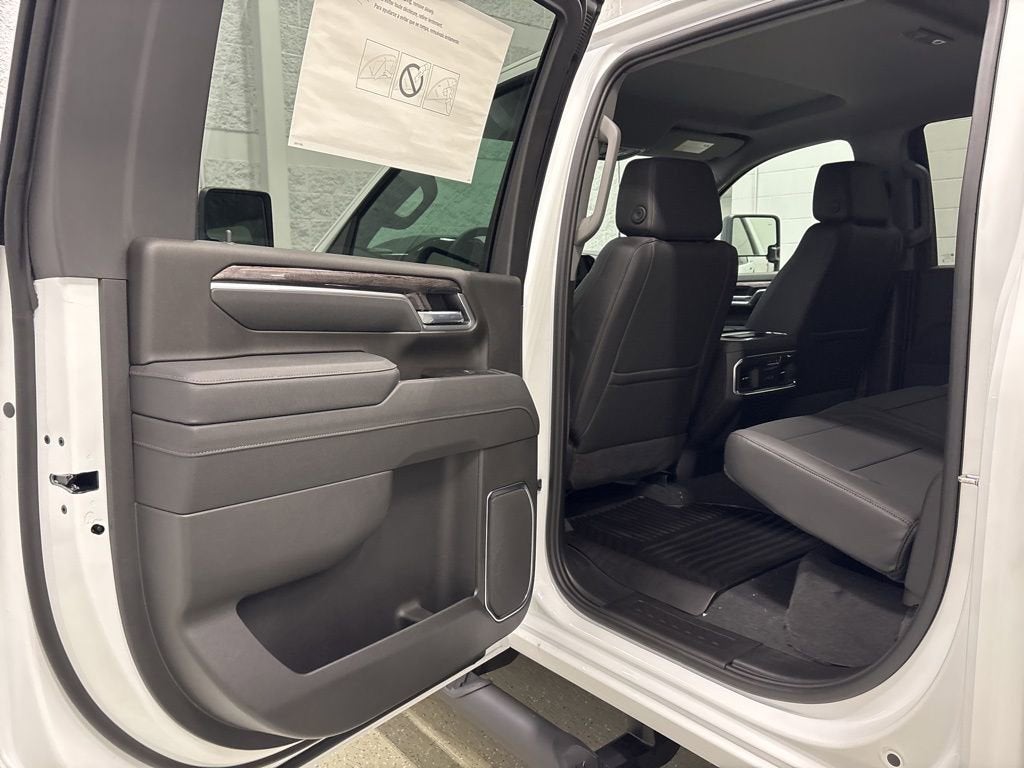 2026 Chevrolet Silverado 3500 HD LTZ Crew Cab Standard Box 4WD