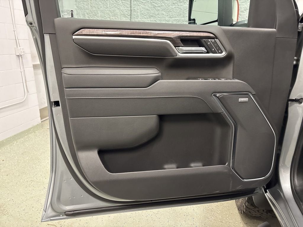 2026 Chevrolet Silverado 3500 HD LTZ Crew Cab Standard Box 4WD