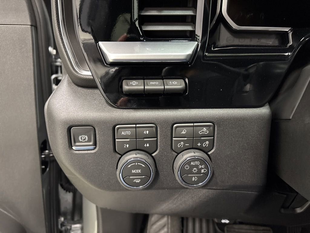 2026 Chevrolet Silverado 3500 HD LTZ Crew Cab Standard Box 4WD