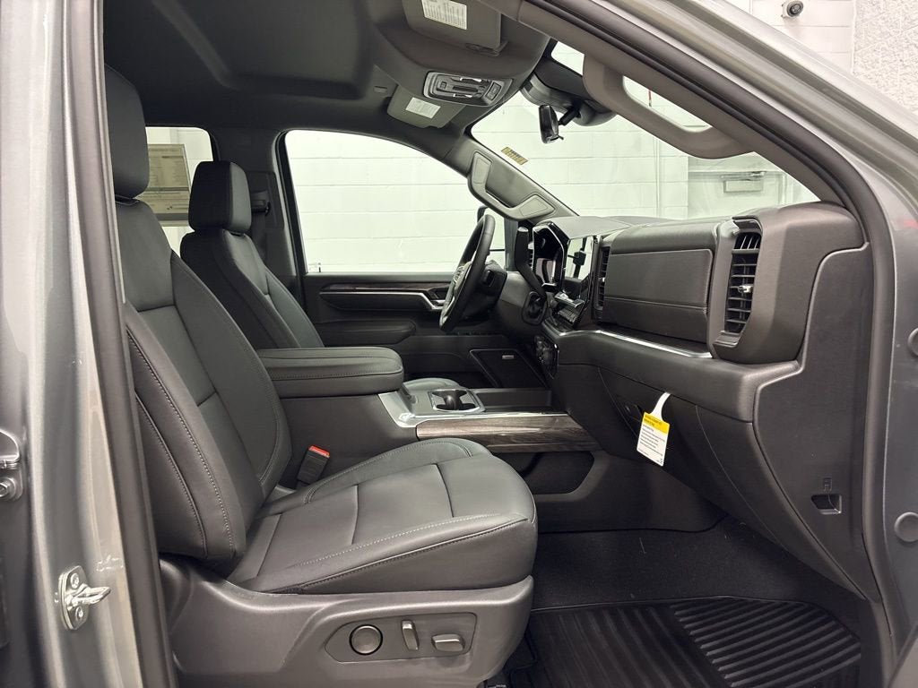 2026 Chevrolet Silverado 3500 HD LTZ Crew Cab Standard Box 4WD