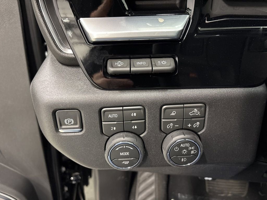 2026 Chevrolet Silverado 3500 HD High Country Crew Cab Standard Box 4WD