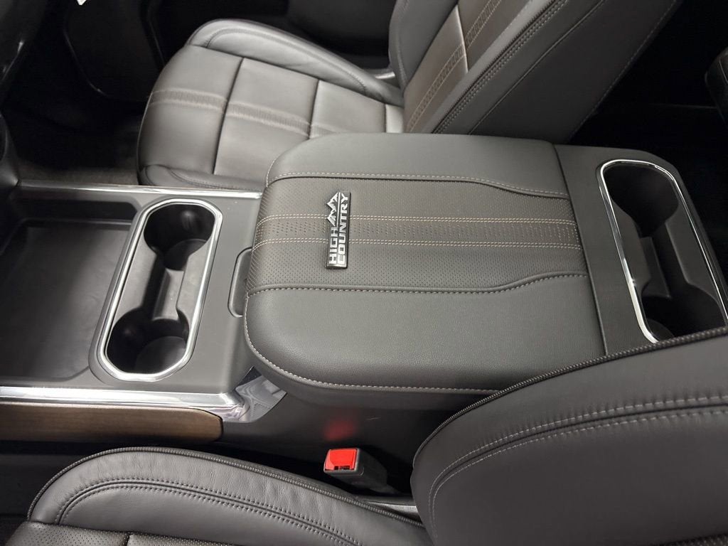 2026 Chevrolet Silverado 3500 HD High Country Crew Cab Standard Box 4WD