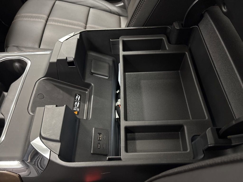 2026 Chevrolet Silverado 3500 HD High Country Crew Cab Standard Box 4WD