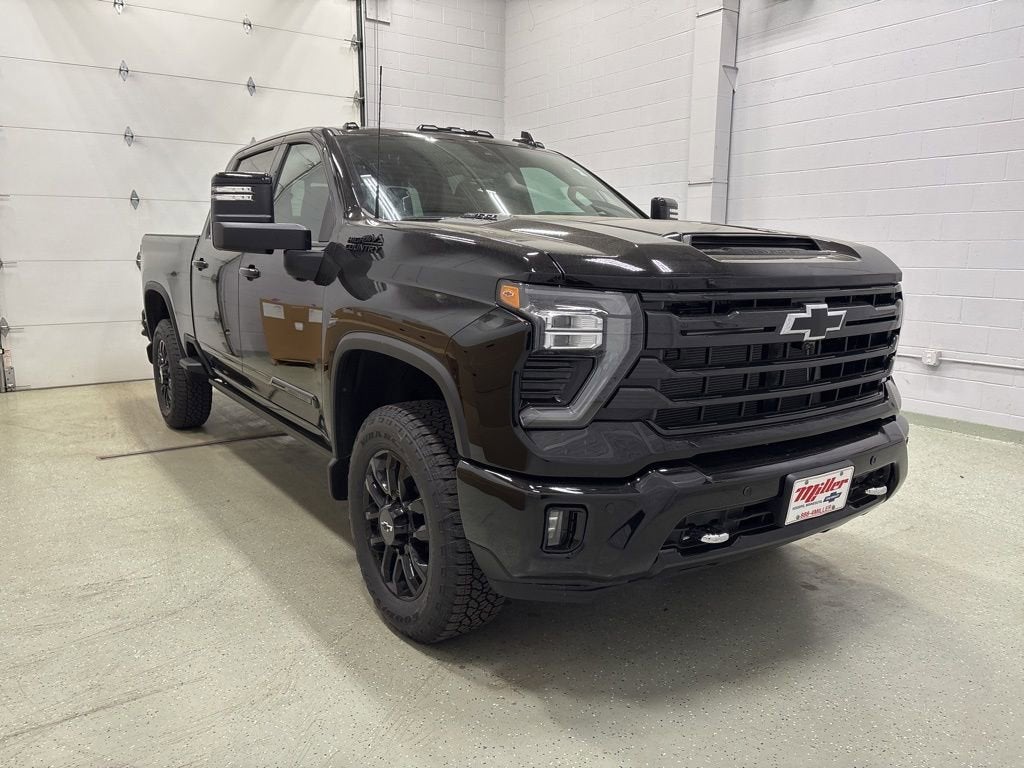 2026 Chevrolet Silverado 3500 HD High Country Crew Cab Standard Box 4WD