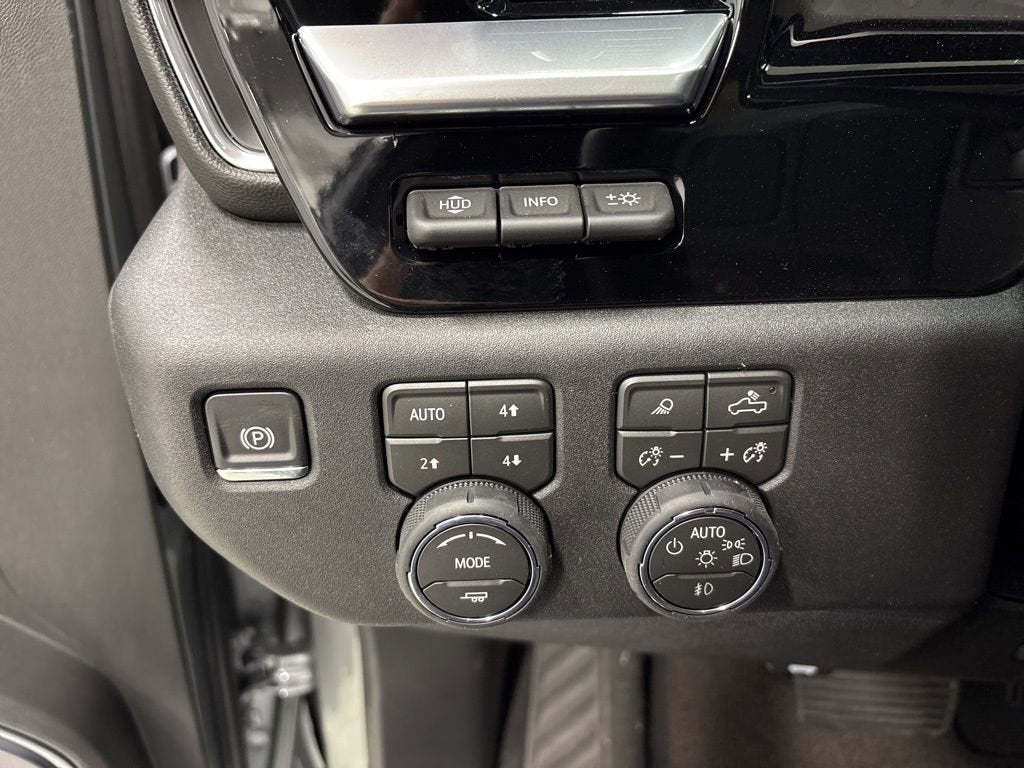 2026 Chevrolet Silverado 3500 HD High Country Crew Cab Standard Box 4WD