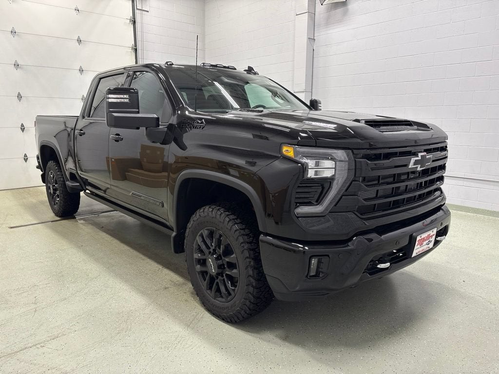 2026 Chevrolet Silverado 3500 HD High Country Crew Cab Standard Box 4WD