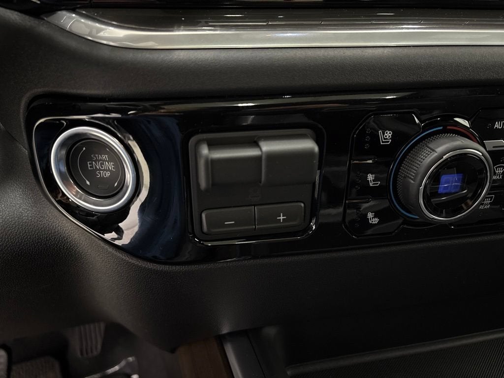 2026 Chevrolet Silverado 3500 HD High Country Crew Cab Standard Box 4WD