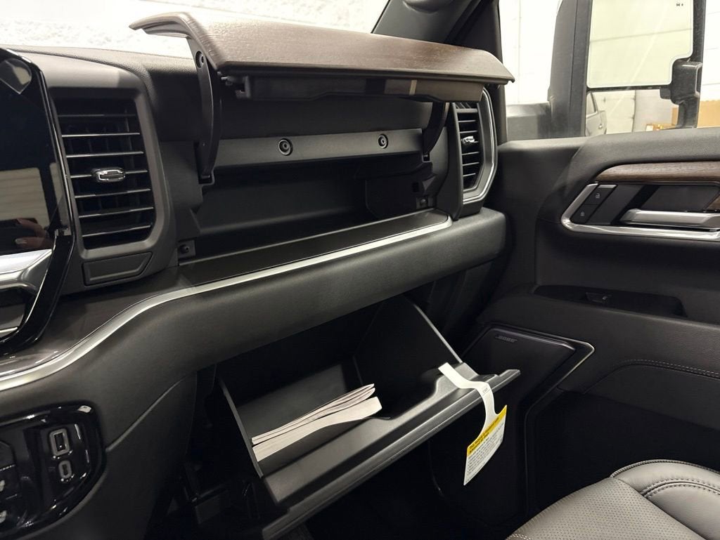 2026 Chevrolet Silverado 3500 HD High Country Crew Cab Standard Box 4WD