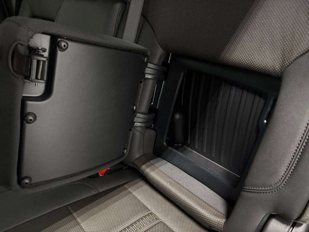 2026 Chevrolet Silverado 3500 HD High Country Crew Cab Standard Box 4WD