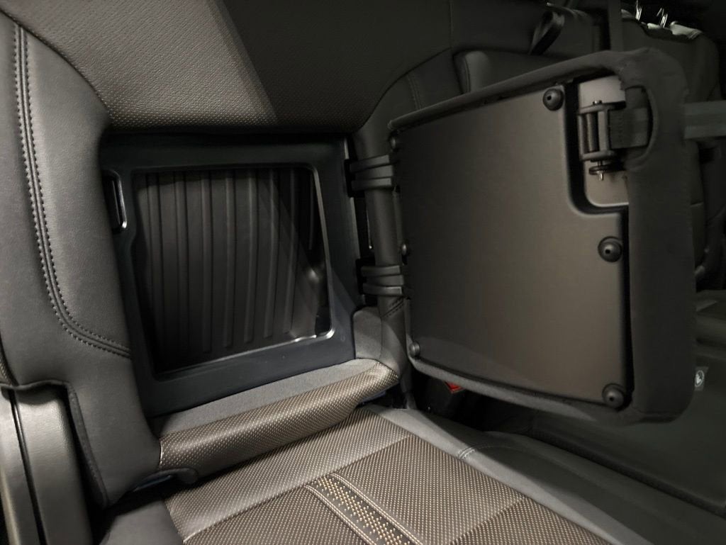 2026 Chevrolet Silverado 3500 HD High Country Crew Cab Standard Box 4WD