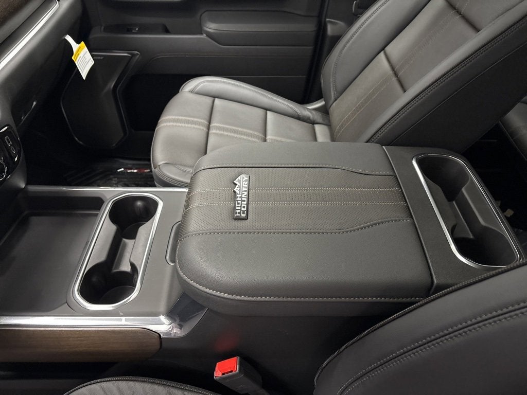 2026 Chevrolet Silverado 3500 HD High Country Crew Cab Standard Box 4WD