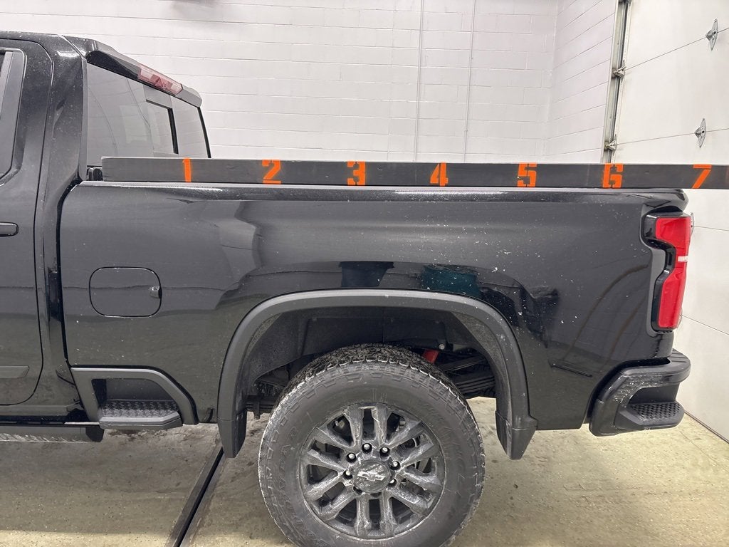 2026 Chevrolet Silverado 3500 HD High Country Crew Cab Standard Box 4WD