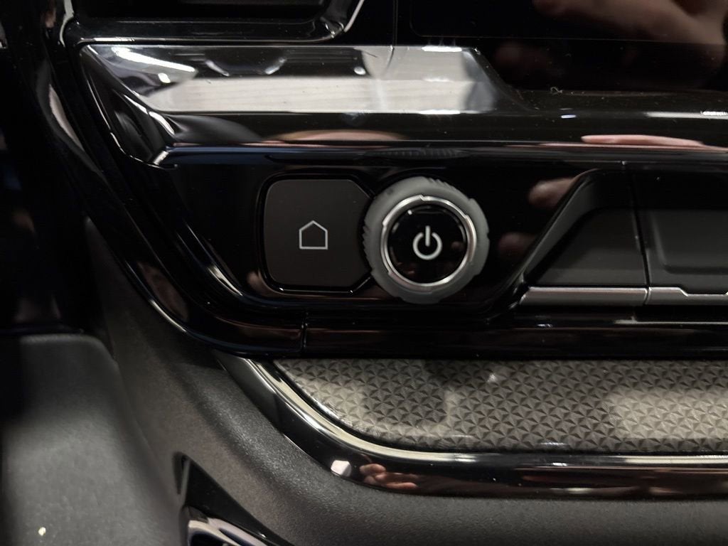 2026 Chevrolet Silverado 2500 HD ZR2 Crew Cab Standard Box 4WD